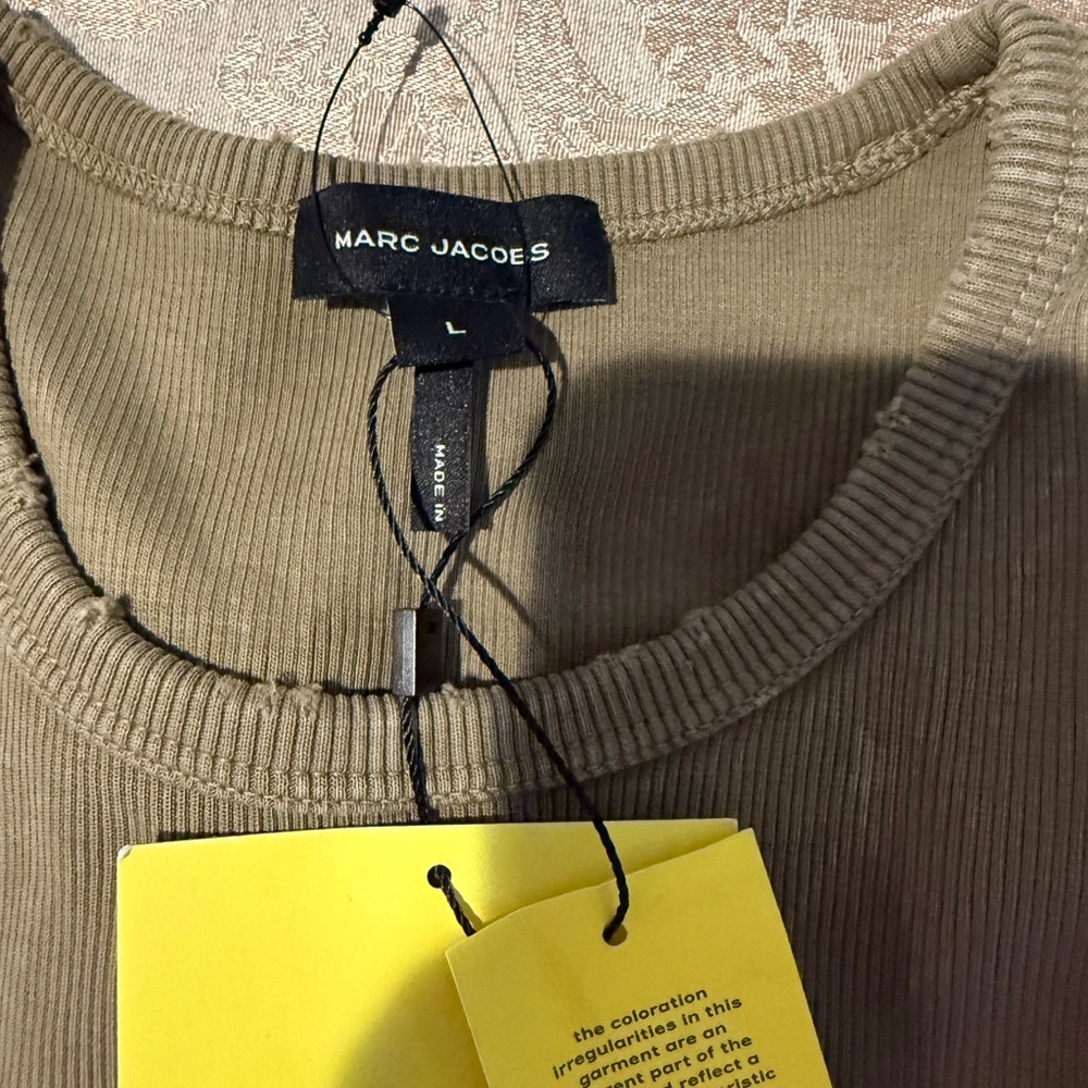 NWT $145 Marc Jacobs Olive Short Sleeve Tee - Picture 7 of 7